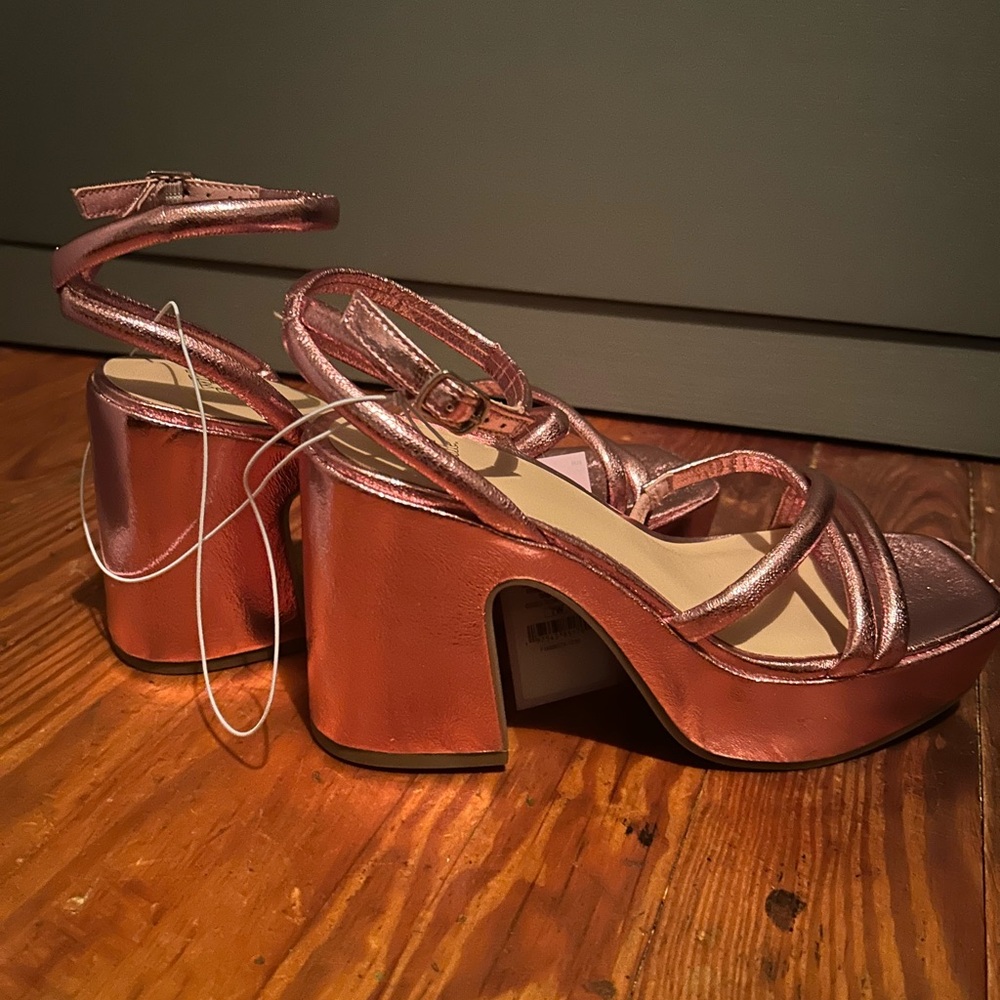 Wild Fable Astro Elegant Metallic Pink Memory Foam Strap Wedge Heels Size 7W